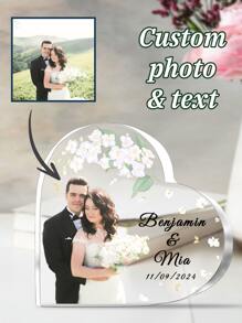 1 st. Gepersonaliseerde foto hartvormige acryl plaquette, gepersonaliseerde hartvormige ornament met aangepaste tekstnaam en datum, foto ingevoegd transparante desktopdecoratie voor thuis- en kantoordecoratie, ideale huwelijks- en Valentijnsdaggeschenken, jubileumcadeau acryl desktopaccessoires verjaardag afstuderen