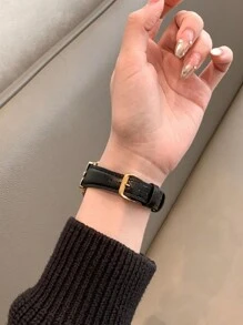 1 件兼容 表带 WatchStrap 女式高级小金属拼接皮革黑色表带兼容 表带 38/40/41/42/44/45/46/49mm Ultra 3/2/1，表带适用于 AppleWatch Se 系列 10/9/8/7/6/5/4/3/2/1，手表配件，柔软、舒适、多功能，女士超薄黑金高级表带。 - 黑色 - 查看 9