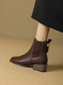 New Thick Heel Slip-On White Short Boots, Fashion Short Boots For Autumn/Winter