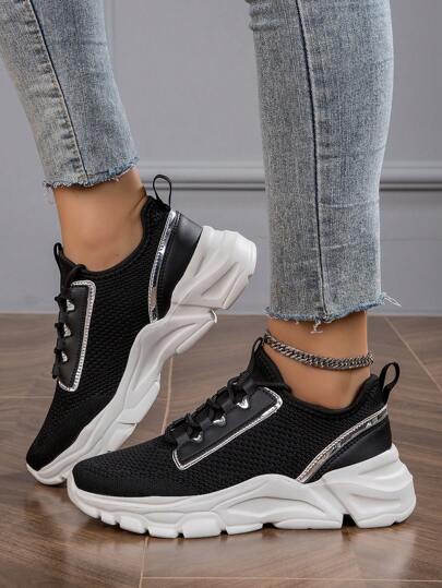 Women's Lace-Up Breathable Black Athletic Sneakers, Low-Top, Soft Sole, Comfortable Casual Sports Shoes Suitable For Running, Outdoor Activities & Daily Wear