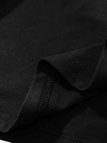 Maglietta maschile a maniche corte, stile moda di strada, con scollo rotondo, stampa croce nera e lettere gotiche