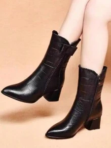 2024 New Ladies' Thick-Soled Side Zipper Western Tie Black Short-Medium Height Vintage Mid-Tube Plaid Boots, Autumn-Winter Fashion, Electroplating Decoration, Classic Bow, Versatile British Style  Boots, Thermal Lined High Heels Boots - Black - View 6