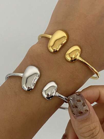 Uworld 1 pieza Brazalete abierto de acero inoxidable con elemento de corazón asimétrico geométrico y perla falsa, chapado en oro de 18K, impermeable, adecuado para uso diario, vacaciones, etc. de estilo europeo y americano INS.