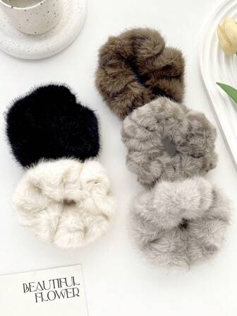 1个女士纯色毛绒发圈，柔软马尾发圈，发饰，经典时尚休闲风格，适合新年、聚会、旅行、派对、情人节礼物，发圈发绳，化妆居家健身女士配饰，头部配饰