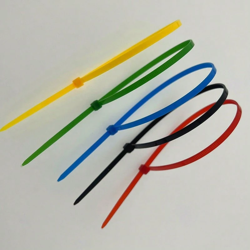 Fascetta fermacavi in plastica nylon autobloccante 100 pezzi
