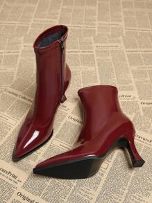 2025春秋新款优雅女士黑色靴子，粗跟高跟尖头时尚踝靴冬季