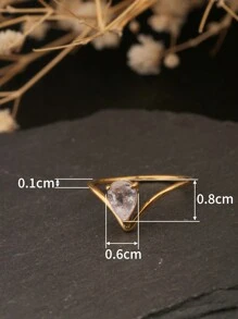 1pc 18K Gold V Shape Zirconia Ring, V Letter Cubic Zirconia Ring, Jewelry Gift For Women, Mothers, Wives, Girls Birthday - Gold - View 3