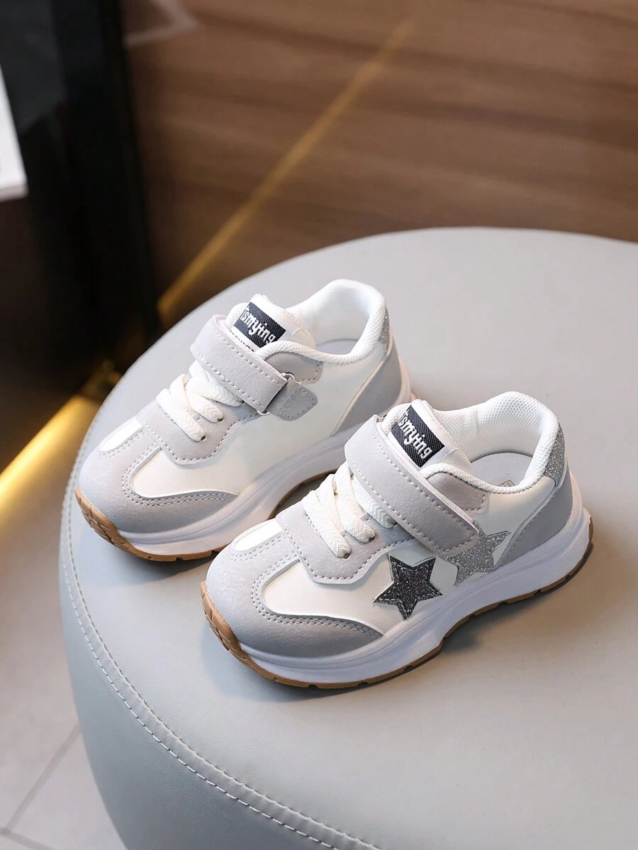 1 双休闲舒适防滑耐磨钩环设计幼儿运动鞋,适合四季户外运动 - 灰色 - 查看 1