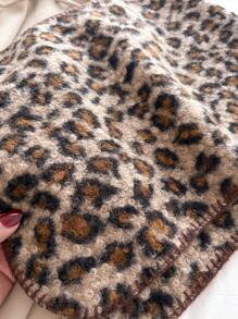 1pc Women's Color Block Plaid Curly Soft Leopard Warm Neck Warmer Imitation Cashmere Hoop Winter Scarf Vintage British Wool Lock Edge Suitable For Commuting Warm Shawl