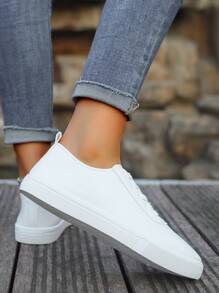 Women White Shoes - British Style Leather Lace-Up Sneakers, Round Toe Low-Top Flat Skateboard Shoes, Fashionable Breathable Non-Slip White Casual Shoes For Students