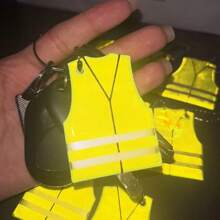 24pcs Luminous Football Pendant Keychain Reflective Keyring For Sports Enthusiasts, Suitable As Bag Pendant Or Key Holder For Men And Women Car Accessories Bag Charm Backpack For School