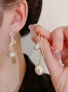 1pair High-End Luxurious Faux Pearl & Rhinestone Decor Butterfly Shaped Dangle Earrings For Women, Fashionable & Personalized Ear Studs - Yellow Gold - View 3