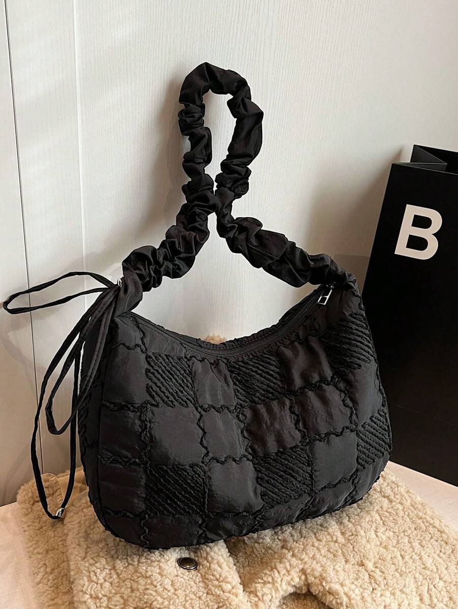 Fashionable Embroidered Large Capacity Versatile Urban Casual Ladies Shoulder Bag