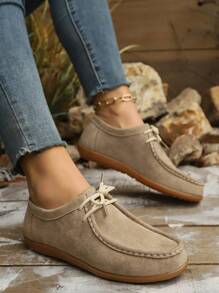 大码女式轻便一脚蹬系带休闲舒适一脚蹬平底圆头拼接日常通勤度假配套鞋，春秋季