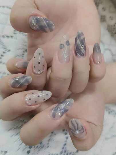 24Pcs Long Oval Fake Nails Set, Elegant Chessboard Bow & Dotted Design, Suitable For Party, Wedding Or Everyday Wear Press On Nails Nail Supplies Nails