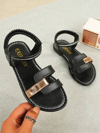 2025 年春夏新款时尚休闲户外露趾儿童凉鞋，适合度假、旅行和海滩