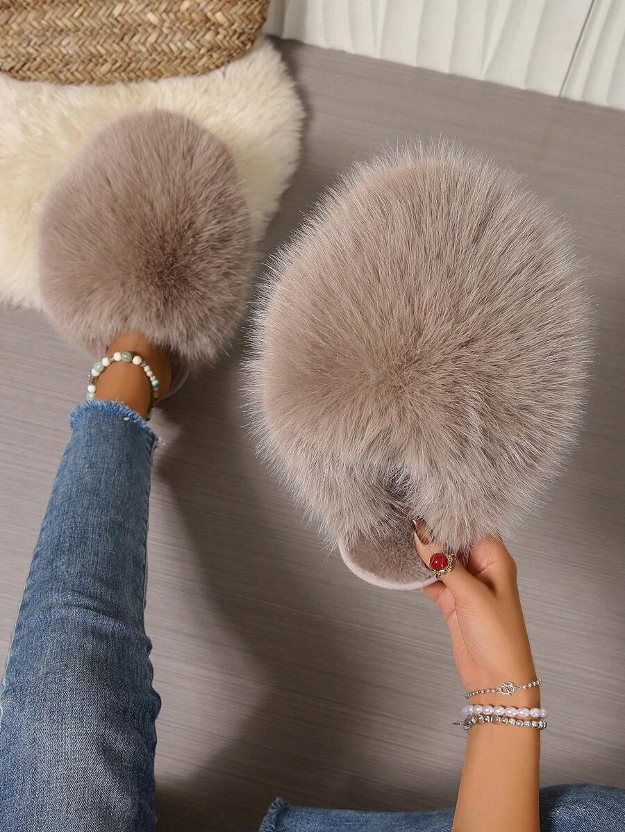 Chinelos de Pele Sintética Slip-On de Moda Feminina, Chinelos Flat para Uso Externo, Fechados e Antiderrapantes, Estilo Coreano, Quente para Uso Doméstico no Outono/Inverno