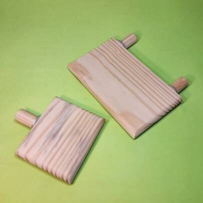 Poleiro plataforma para calopsita, ring neck, periquito e aves de pequeno a médio porte.