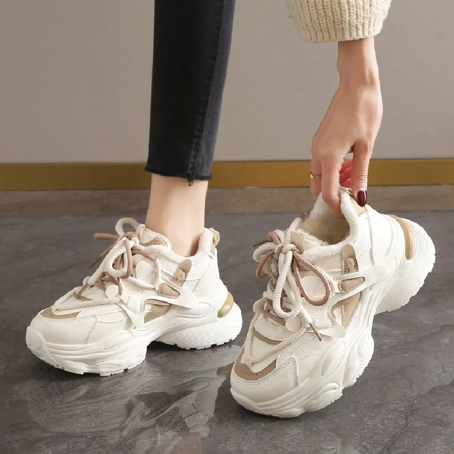 女士时尚保暖内衬保暖运动鞋低帮冬靴2024新款韩国潮流厚底休闲雪地靴 - 米色 - 查看 1