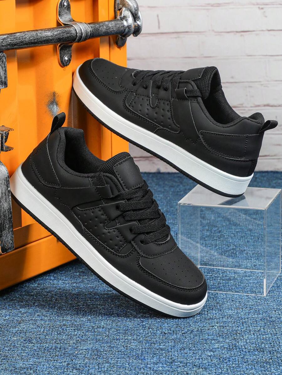 Zapatos casuales de cordones, estilo básico de puntera redonda y parte superior plana - Negros. Cómodos, sencillos, elegantes y personalizados. Zapatillas robustas para uso urbano, ir a la oficina o en citas. Adecuados para vacaciones, salidas, etc.