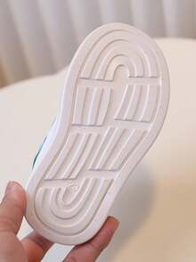 New Fashionable Comfortable Breathable Soft Bottom Casual Shoes For Boys And Girls