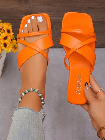 Summer New Women Plus Size Square Toe Flat Sandals, Open Toe Criss-Cross Straps Casual Flat Sandals For Women