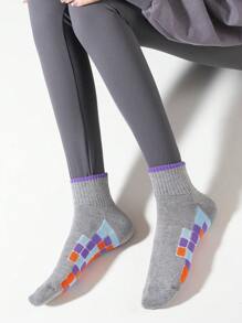 1 paire de chaussettes de cheville pour femmes avec motif de bloc de massage, anti-transpiration, pour l'été, polyvalent pour le quotidien et l'entraînement
