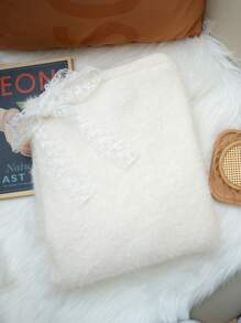 柔软蓬松蝴蝶结蕾丝拼布露肩宽松白色女式毛衣，适合冬季、圣诞节、春节 - 白色 - 查看 7