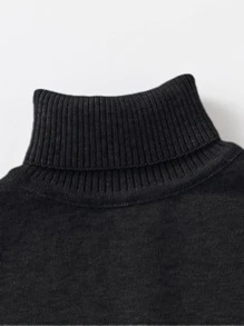 Chłopięcy sweter z wysokim kołnierzem i jednolitym kolorem, jesień/zima