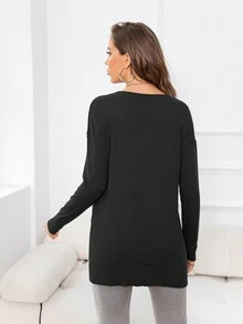 DEARCASE Women's Casual Solid Color V-Neck Drop Shoulder Split Hem Sweater - Black - View 2