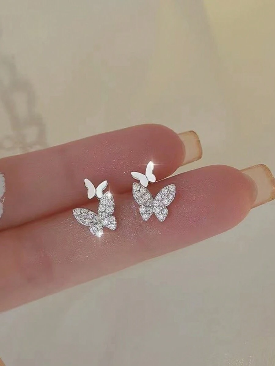 1 对简约小巧的水晶装饰蝴蝶耳钉，优雅的设计，适合女性日常佩戴 - 銀色 - 查看 1
