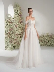 露肩蕾丝A字裙飘逸优雅浪漫奢华波西米亚皇家/富丽堂皇拖尾经典婚纱花园教堂婚礼私密婚纱，新娘