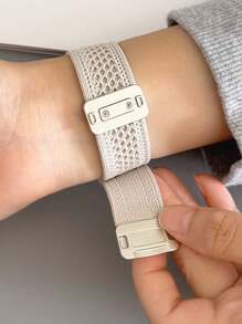 1pc Unisex Starlight White Breathable Knitted Nylon Woven Magnetic Closure Watch Band, Compatible With Apple Watch 38mm/40mm/41mm/42mm/44mm/45mm/46mm/49mm All Models, Compatible With Ultra/SE/S10/S9/8/7/6/5/4/3/2/1 Series, Classic, Easy To Wear, Fashionable