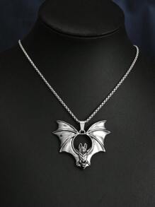 1 Stück 2025 Neuer Gothic Fledermaus Anhänger Halskette, Europäischer & Amerikanischer Punk Stil Kreativer Retro Titanstahl Halskette, Grenzübergreifender Schmuckgroßhandel, Vintage Vampir Fledermaus Anhänger, lange Edelstahlkette, geeignet für täglichen Gebrauch von Männern und Frauen, Halloween Geschenk