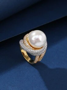 1 件铜材质仿珍珠戒指，时尚优雅，适合送礼、女性日常和节日佩戴