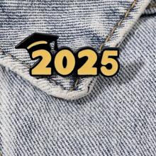 1 pieza Broche de gorro de graduación de doctorado 2025, insignia conmemorativa de estudiante de máxima calificación en exámenes