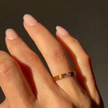1pc Fashionable Stainless Steel Gold/Rose Gold/Silver Couple Ring With Shiny Cubic Zirconia, Wedding/Christmas Gift - White Diamond - View 9