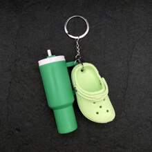 Mini bottiglia d'acqua e portachiavi a forma di scarpa, elegante mini tazza staccabile, scatola portamatite, accessori per borse, ciondoli per borse, mini bicchiere portachiavi, ciondolo creativo, accessori per auto, accessori per la scuola, accessori carini in stile gotico e Y2K