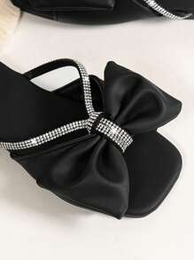 儿童时尚休闲可爱蝴蝶结露趾拖鞋，儿童度假旅行沙滩凉鞋 - 黑色 - 查看 6