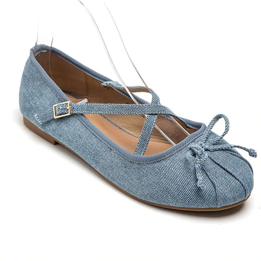 Scarpe da donna con tacco piatto, con fibbia e dettagli decorativi, design classico - Blu - Visualizzare 1