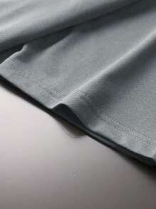 男士轻薄透气休闲狮子十字架印花短袖T恤，夏季 - 灰色 - 查看 2