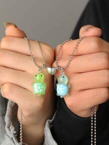 2pcs Luminous Turtle & Heart Pendant Necklace Set, Couple/Friendship Jewelry Gift, Fashionable Accessory Valentines