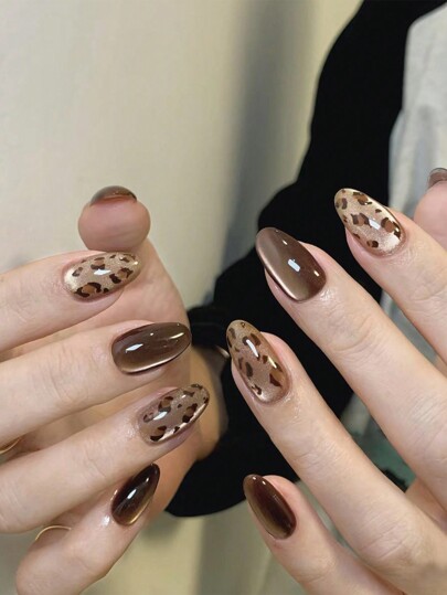 30 Pcs Glossy Short-Oval Press On Nails Brown Cat'S Eye False Nails With Leopard Print Reusable False Nails For Women Nail Supplies Nails