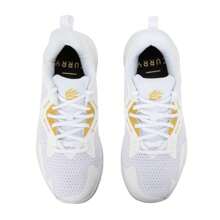 Under Armour Unisex Basketballschuhe Curry HOVR Splash 3 Low-Top Sportschuhe, empfohlen 0,5 oder 1 Größe größer zu bestellen (3026275-101)