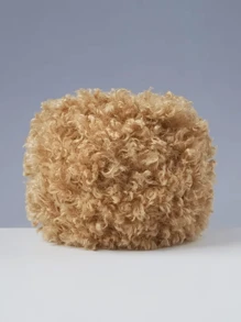 1 Skein Soft Faux Teddy Fur Yarn 100% Polyester Faux Fur Yarn Boucle Eyelash Cycle Yarn 50 Grams - Suitable For Diy Projects, Hand Bag, Jacket, Hat, Scarf & Other Home Textile Projects.