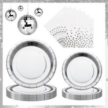 一套一次性银色纸质餐具，用于餐桌装饰，包含7英寸/9英寸圆形铝箔甜点盘和餐巾纸，派对用品，适用于生日、圣诞节、婚礼、家庭聚会、节日、新年等场合。 - 銀色 - 查看 3