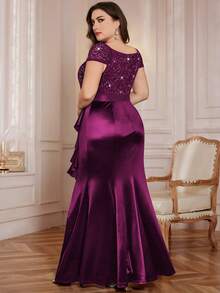 Plus Size V-Neck Contrast Color Lace Sequin Patchwork Ruffle Hem High Slit Satin Evening Gown, Suitable For Wedding Guest, Prom, Valentine's Day, Birthday, Homecoming, Graduation, Holiday Occasions - Maroon - View 2