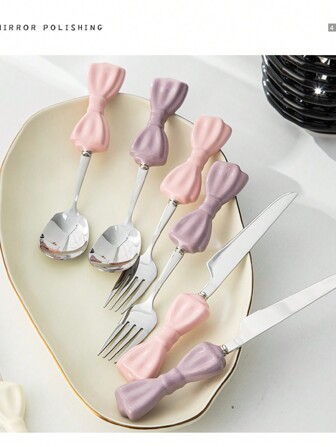 3 قطع / 6 قطع طقم أطباق سيراميك فراشة كبيرة بطراز إسكندنافي يشمل سكين الزبدة و سكين الستيك و الشوكة و الملعقة، مع مقابض سيراميكية وأدوات مائدة من الفولاذ المقاوم للصدأ 304 عالية الجودة لاستخدام المنزل والفنادق وحفلات عيد الحب