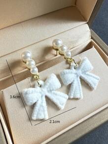 1 Pair White Plush Faux Pearl Bow Earrings, Sweet And Gentle Retro Elegant Style, Suitable For Women To Wear On New Year, Christmas, Valentine's Day, Weddings, Daily & Festivals Valentines,Mom,Mother,Mother's Day,Gift