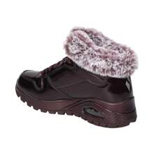 Skechers Damskie zimowe botki Skechers Uno Rugged Fiesty – Burgundowe botki powlekane – Sznurowane botki – Z Shearling – Na zimę – Średni klin – Model 168126-BURG